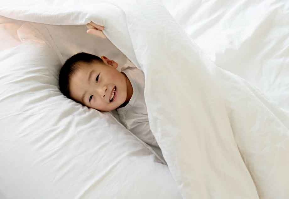 Ngủ đủ giấc sẽ tăng cường hệ miễn dịch cho trẻ