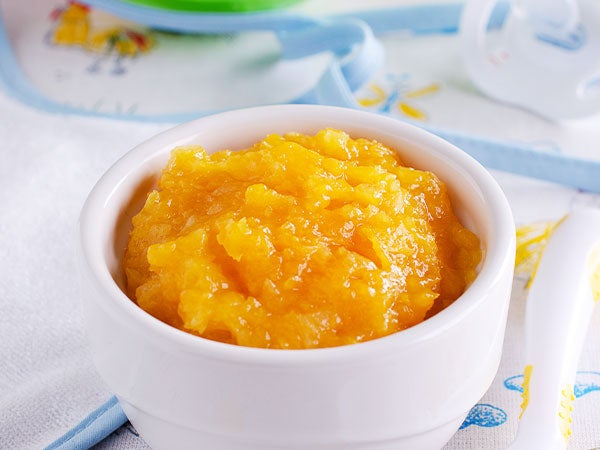 Hình minh họa việc sử dụng rau củ ăn dặm đúng cách