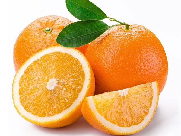 Thực phẩm giàu vitamin c cho bé - Quả cam