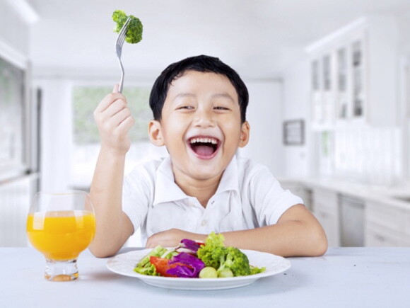 Mách mẹ 7 cách tạo thói quen ăn uống lành mạnh cho trẻ