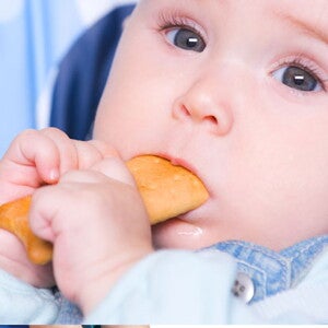 Làm gì khi bé kén ăn và biếng ăn? Làm gì khi bé kén ăn và biếng ăn?