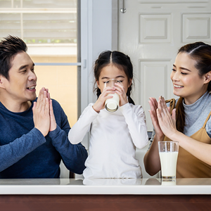 Tầm quan trọng của nguồn đạm tối ưu đối với sự phát triển toàn diện của trẻ trong những năm tháng đầu đời Tầm quan trọng của nguồn đạm tối ưu đối với sự phát triển toàn diện của trẻ trong những năm tháng đầu đời