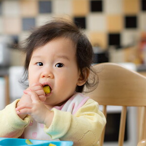Bổ sung lợi khuẩn cho hệ tiêu hóa của trẻ Bổ sung lợi khuẩn cho hệ tiêu hóa của trẻ