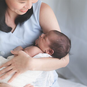 Sau sinh là khoảng thời gian mẹ cần nghỉ ngơi và chăm sóc đặc biệt Sau sinh là khoảng thời gian mẹ cần nghỉ ngơi và chăm sóc đặc biệt
