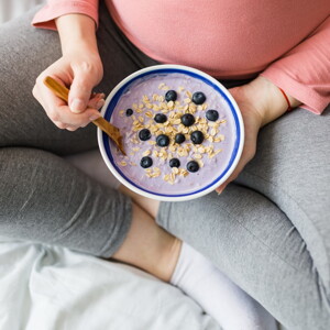 Bà bầu kiêng ăn gì để tốt cho sức khỏe là quan tâm của nhiều người Bà bầu kiêng ăn gì để tốt cho sức khỏe là quan tâm của nhiều người