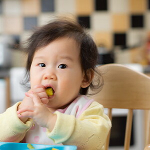 Bữa xế dinh dưỡng cho bé 1 tuổi Bữa xế dinh dưỡng cho bé 1 tuổi