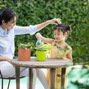 Hương giang và con Hương giang và con