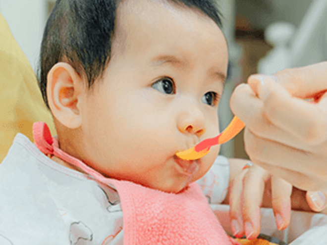 CHỌN THỨC ĂN CHO TRẺ 6 THÁNG TUỔI ĂN DẶM