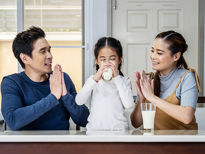 Tầm quan trọng của nguồn đạm tối ưu đối với sự phát triển toàn diện của trẻ trong những năm tháng đầu đời Tầm quan trọng của nguồn đạm tối ưu đối với sự phát triển toàn diện của trẻ trong những năm tháng đầu đời