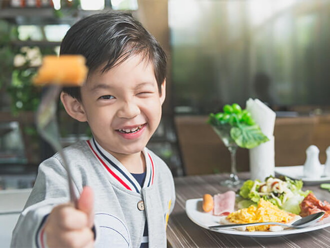 Mách mẹ nhu cầu dinh dưỡng cho trẻ mầm non Mách mẹ nhu cầu dinh dưỡng cho trẻ mầm non